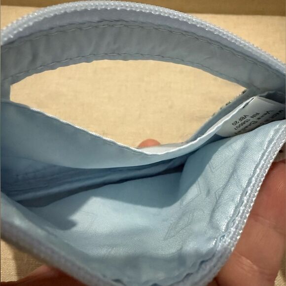 Vera Bradley Sea Life ID Coin Purse Wallet Keychain – Beachy Ocean Print - Picture 12 of 17